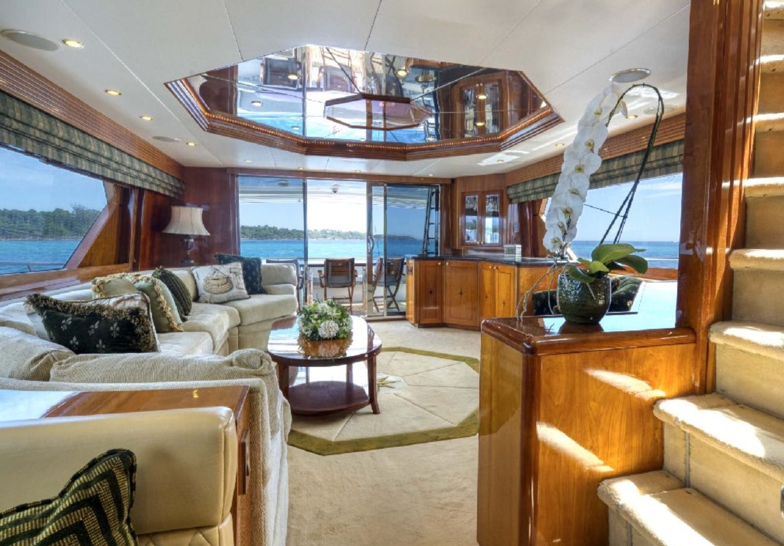 hatteras 86' 2002